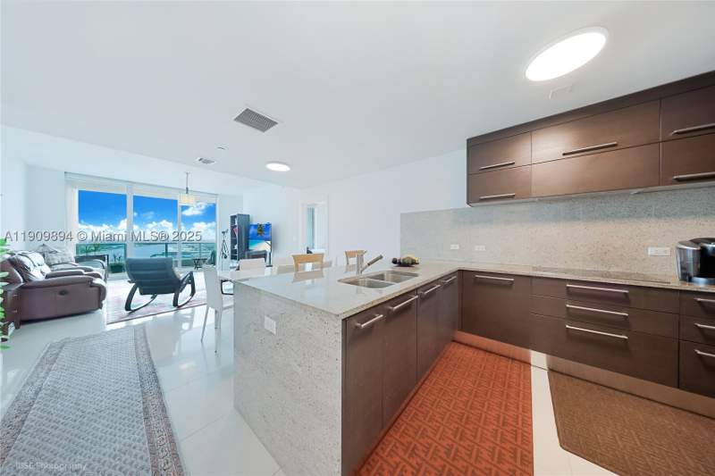 3 bedroom Condominium at 900 Biscayne Blvd 2602, 900 BISCAYNE BAY CONDO, Miami — photo 3