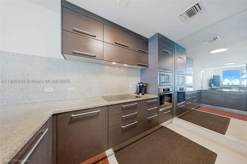 3 bedroom Condominium at 900 Biscayne Blvd 2602, 900 BISCAYNE BAY CONDO, Miami — photo 4