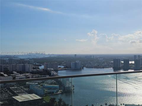 18975 Collins Ave 4605, Sunny Isles Beach FL - photo 8 of 43