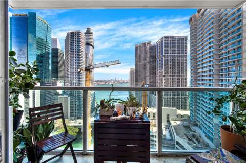 31 SE 5th St 2910, Miami FL - photo 11 of 34