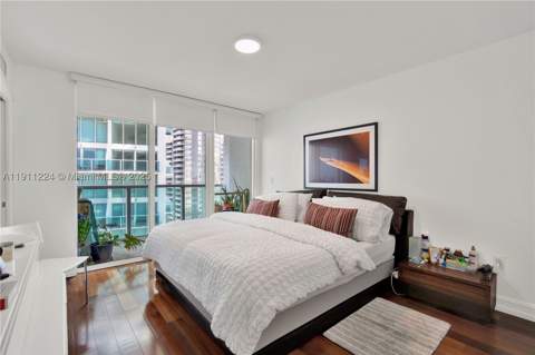 31 SE 5th St 2910, Miami FL - photo 18 of 34