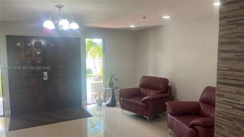 1825 W 44th Pl 309, Hialeah FL - photo 10 of 12