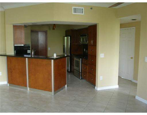 3 bedroom Condominium at 3215 NE 184th Street 14403, Village By The Bay, North Miami Beach — photo 4