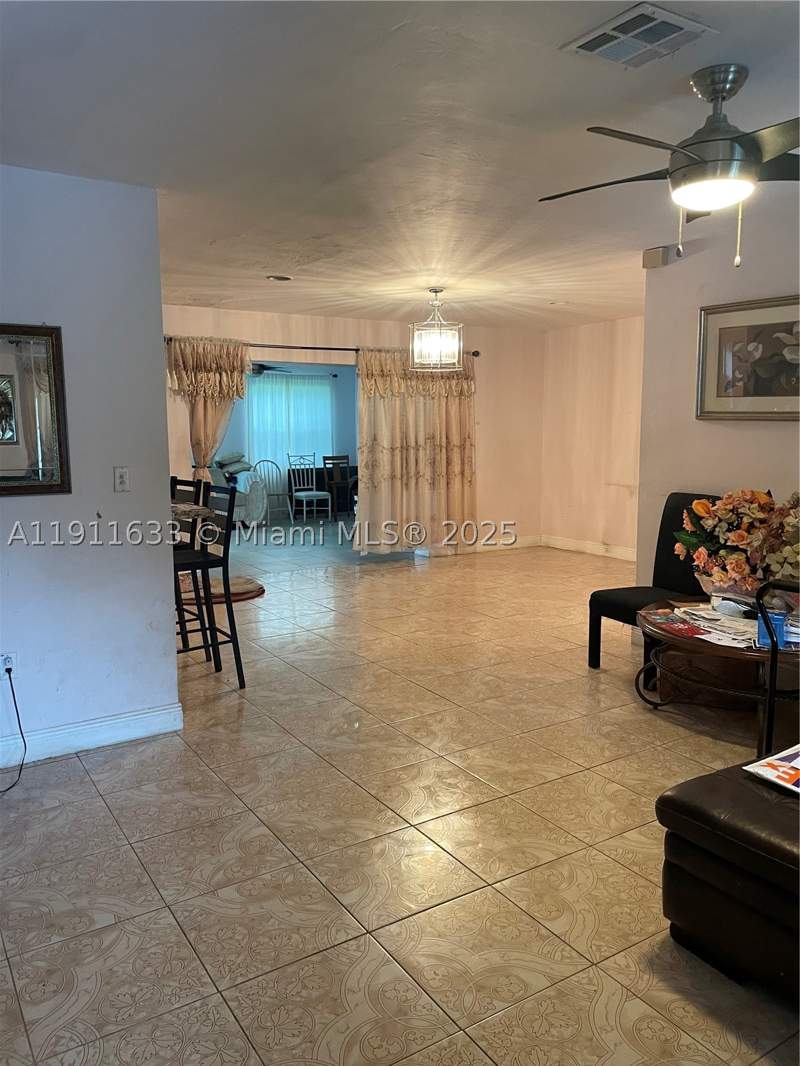 3 bedroom SingleFamilyResidence at 14521 NW 16th Ct, Jeb Estates, Miami — photo 5
