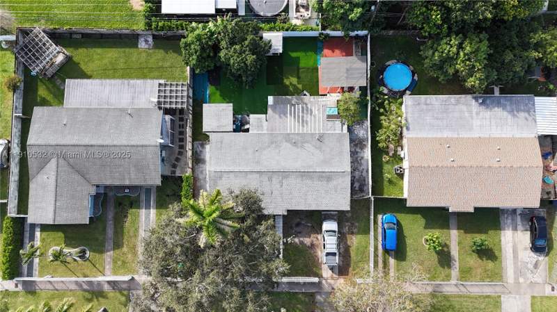 4 bedroom SingleFamilyResidence at 14800 SW 296th St, Leisure City Sec 4, Homestead — photo 2