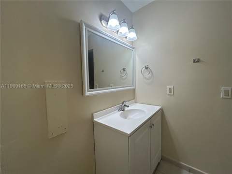 14850 Naranja Lakes Blvd B1G, Homestead FL - photo 10 of 15