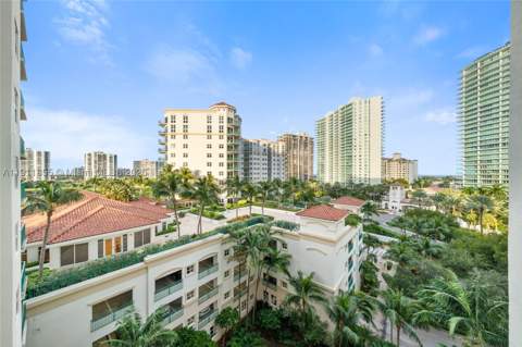 19900 E Country Club Dr 816, Aventura FL - photo 12 of 36
