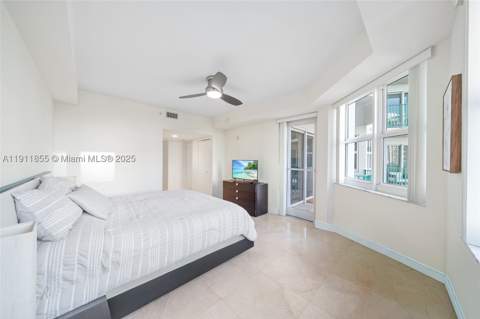 19900 E Country Club Dr 816, Aventura FL - photo 16 of 36