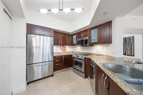 19900 E Country Club Dr 816, Aventura FL - photo 8 of 36