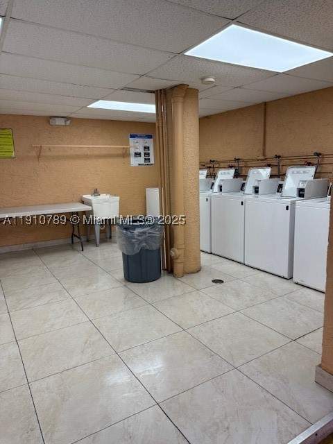 1890 W 56th St 1423, Hialeah FL - photo 24 of 27