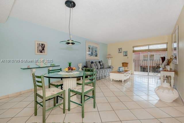 2 bedroom Condominium at 1890 W 56th St 1423, Palm-East Gardens Condo, Hialeah — photo 4