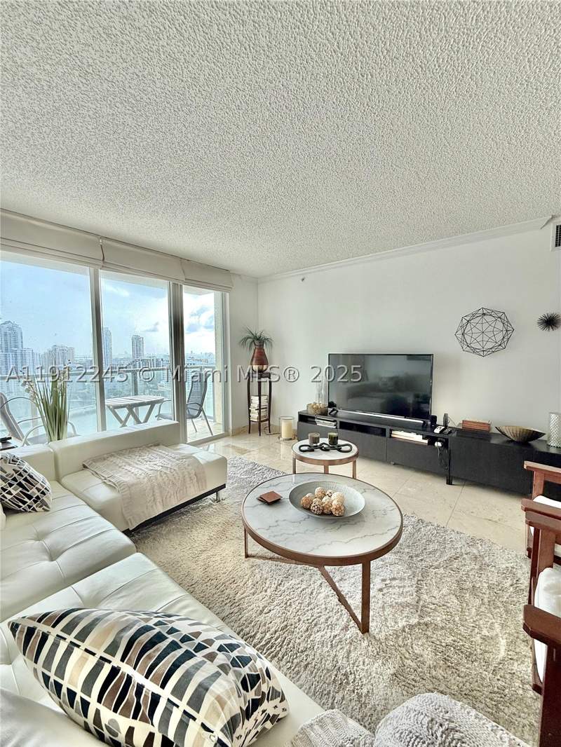 2 bedroom Condominium at 1155 Brickell Bay Dr 2708, The Mark on Brickell, Miami — photo 5