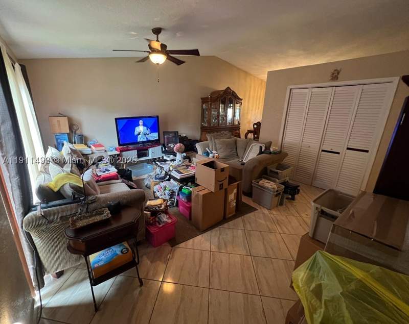 2 bedroom Condominium at 20442 NW 15th Ave 6, Country Club Villas Th Co, Miami Gardens — photo 2