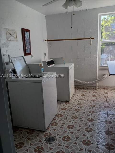 3551 NE 169th St 306, North Miami Beach FL - photo 13 of 21