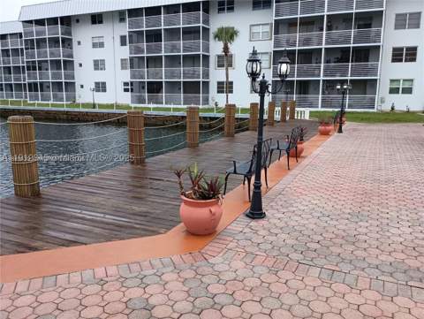 3551 NE 169th St 306, North Miami Beach FL - photo 17 of 21