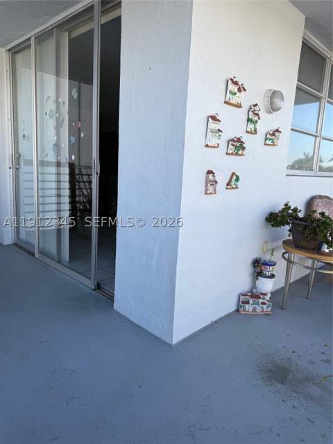 3551 NE 169th St 306, North Miami Beach FL - photo 7 of 21