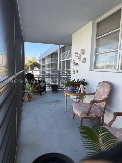 3551 NE 169th St 306, North Miami Beach FL - photo 9 of 21
