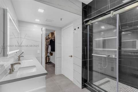 355 Poinciana Dr 1130, Sunny Isles Beach FL - photo 19 of 24