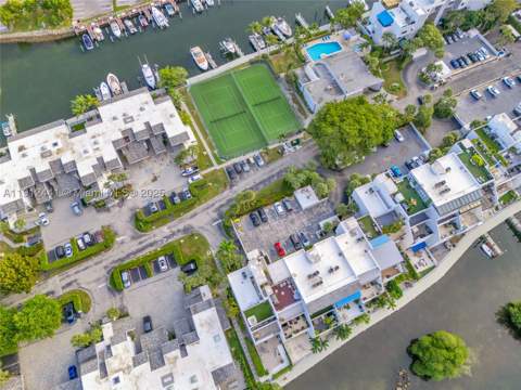 355 Poinciana Dr 1130, Sunny Isles Beach FL - photo 24 of 24