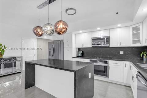 355 Poinciana Dr 1130, Sunny Isles Beach FL - photo 7 of 24