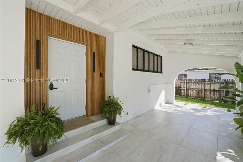 3 bedroom SingleFamilyResidence at 10845 Peachtree Dr, Bisc Shores Heights, Miami — photo 5