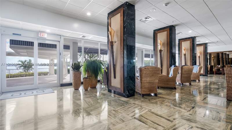 1 bedroom Condominium at 500 Bayview Dr 117, Arlen House West Condo, Sunny Isles Beach — photo 3