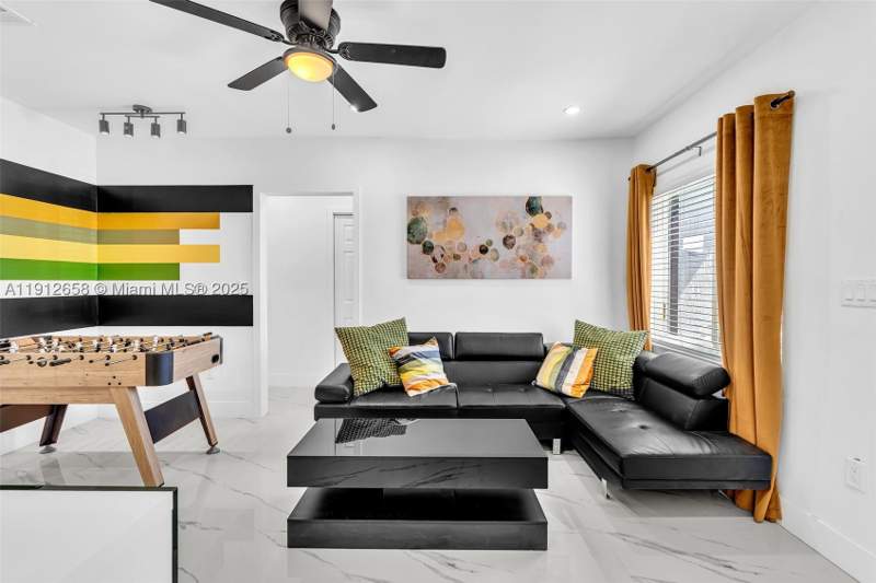 4 bedroom SingleFamilyResidence at 797 NW 35th St, Eden Park, Miami — photo 4