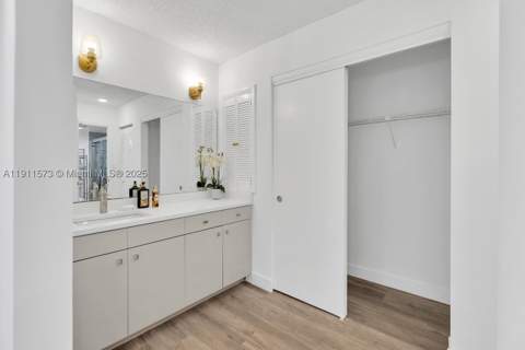 17720 N Bay Rd 803, Sunny Isles Beach FL - photo 15 of 41