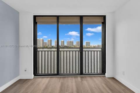 17720 N Bay Rd 803, Sunny Isles Beach FL - photo 17 of 41