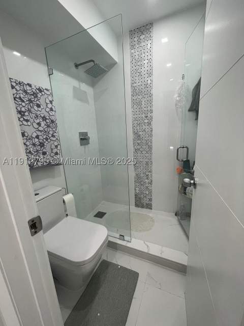 20400 W Country Club Dr 615, Aventura FL - photo 6 of 14