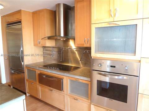 1688 West Ave 405, Miami Beach FL - photo 13 of 24