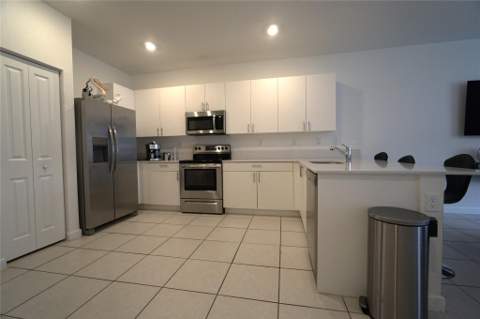 23010 SW 128th Place 23010, Miami FL - photo 11 of 47