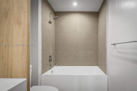 11 NE 6th St 1906, Miami FL - photo 19 of 42