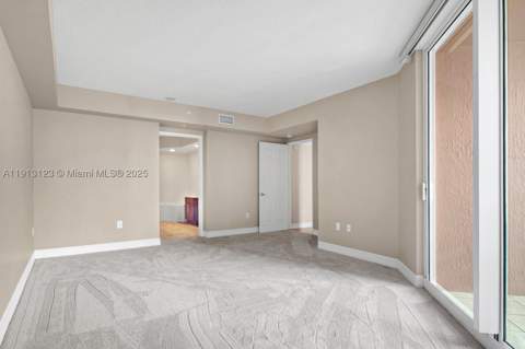 3370 Hidden Bay Dr 804, Aventura FL - photo 18 of 41