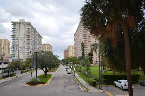 290 174th St M10, Sunny Isles Beach FL - photo 19 of 23