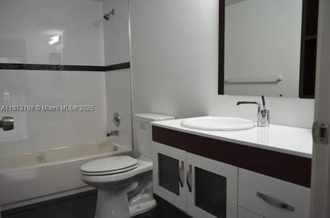 290 174th St M10, Sunny Isles Beach FL - photo 7 of 23