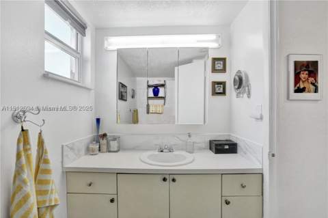 1000 NE 191st St 21, Miami FL - photo 16 of 23