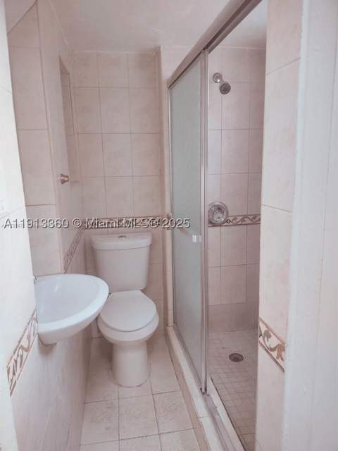 6422 NW 29th Ave, Miami FL - photo 8 of 10