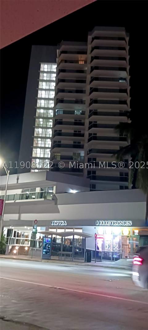 2401 Collins Ave 1708, Miami Beach FL - photo 14 of 18