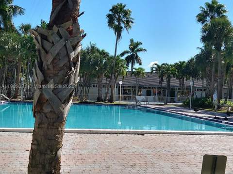 700 NW 214th St 403, Miami Gardens FL - photo 10 of 15