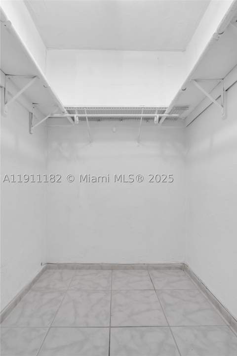 1330 W 54th St 302C, Hialeah FL - photo 15 of 20