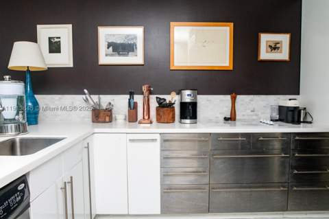 1000 West Ave 1504, Miami Beach FL - photo 10 of 27