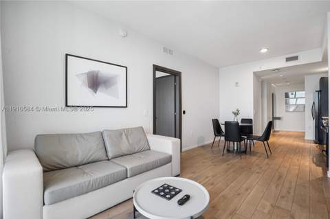 398 NE 5th St 1811, Miami FL - photo 10 of 39