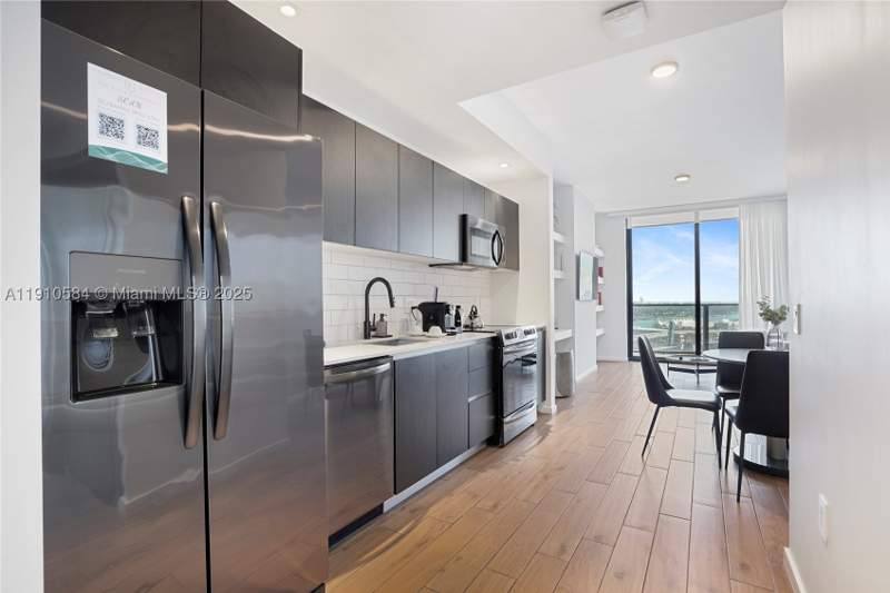 2 bedroom Condominium at 398 NE 5th St 1811, The Elser Residence, Miami — photo 2