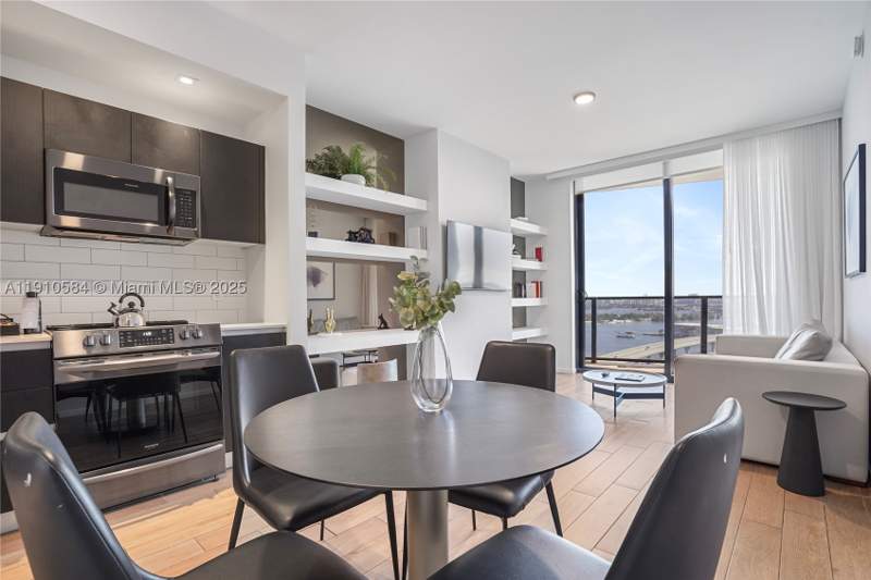 2 bedroom Condominium at 398 NE 5th St 1811, The Elser Residence, Miami — photo 5