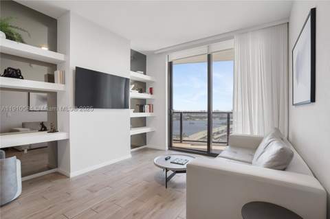 398 NE 5th St 1811, Miami FL - photo 8 of 39