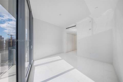 300 Biscayne Boulevard Way 3506W, Miami FL - photo 19 of 82