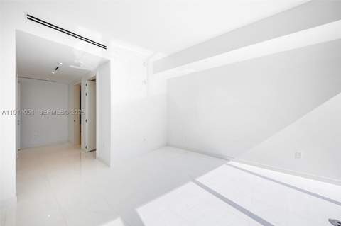 300 Biscayne Boulevard Way 3506W, Miami FL - photo 20 of 82