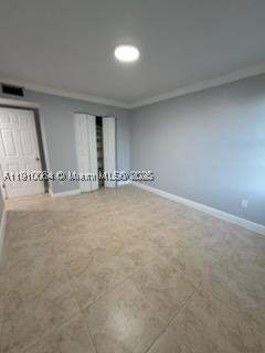 1805 W 56th St 412, Hialeah FL - photo 14 of 20