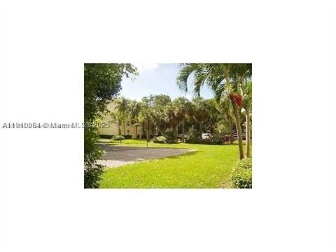 1805 W 56th St 412, Hialeah FL - photo 18 of 20